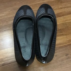 Vaneli quilted flats size 6m